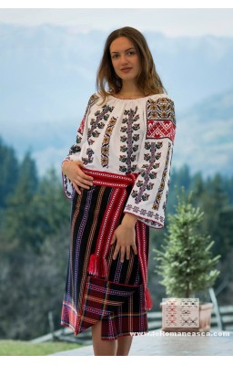 モルドバ出身のルーマニア民族衣装