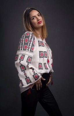 authentic romanian blouses online