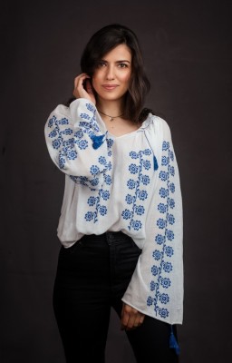 vintage Romanian blouse
