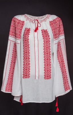vintage embroidered romanian blouse
