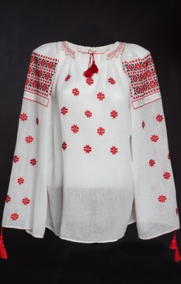 romanian vintage ia blouse