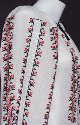 romanian embroidered blouses vintage
