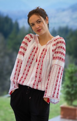 marion romanian blouse ravenwood
