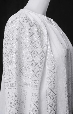 hand stitched romanian blouses