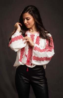Blouse brodée roumaine -...
