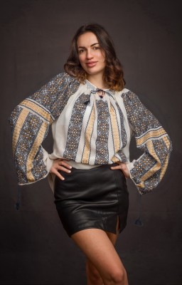 Hand embroidered Romanian...
