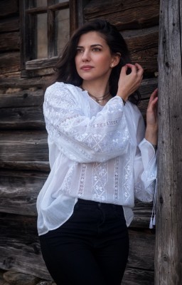 Blouses Roumaines Brodées