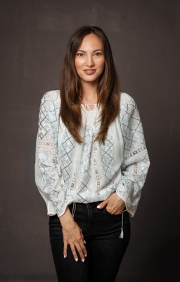 Délicate blouse roumaine...