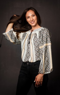 Blouses Brodées Roumanies