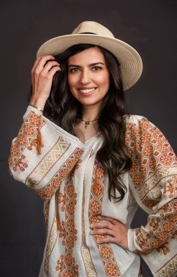 Blouse brodée roumaine